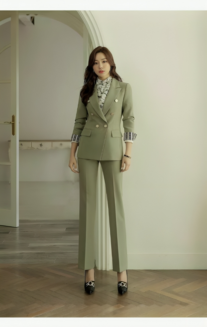 Custom Green Double-Breasted Suit for Women | Stylish Office Wear, Business, Wedding, and Prom Formal Outfit